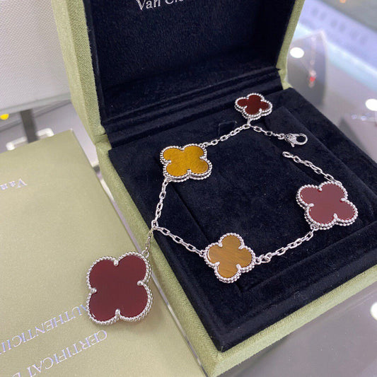 [AURORA]CLOVER 5 MOTIFS SIVLER CARNELIAN TIGER EYE BRACELET