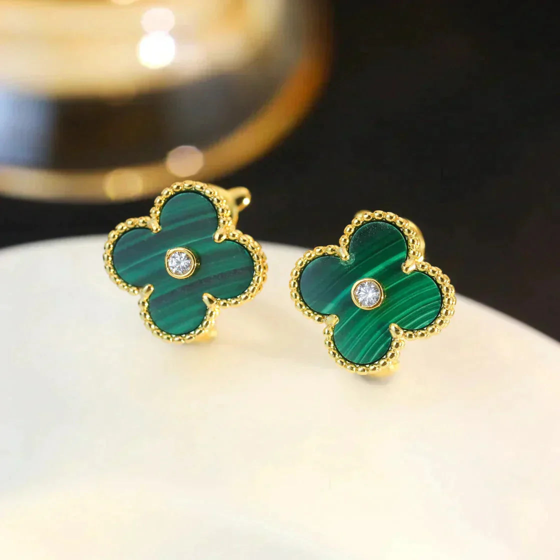 [AURORA]CLOVER MEDIUM 1 MOTIFS MALACHITE DIAMOND EARRINGS