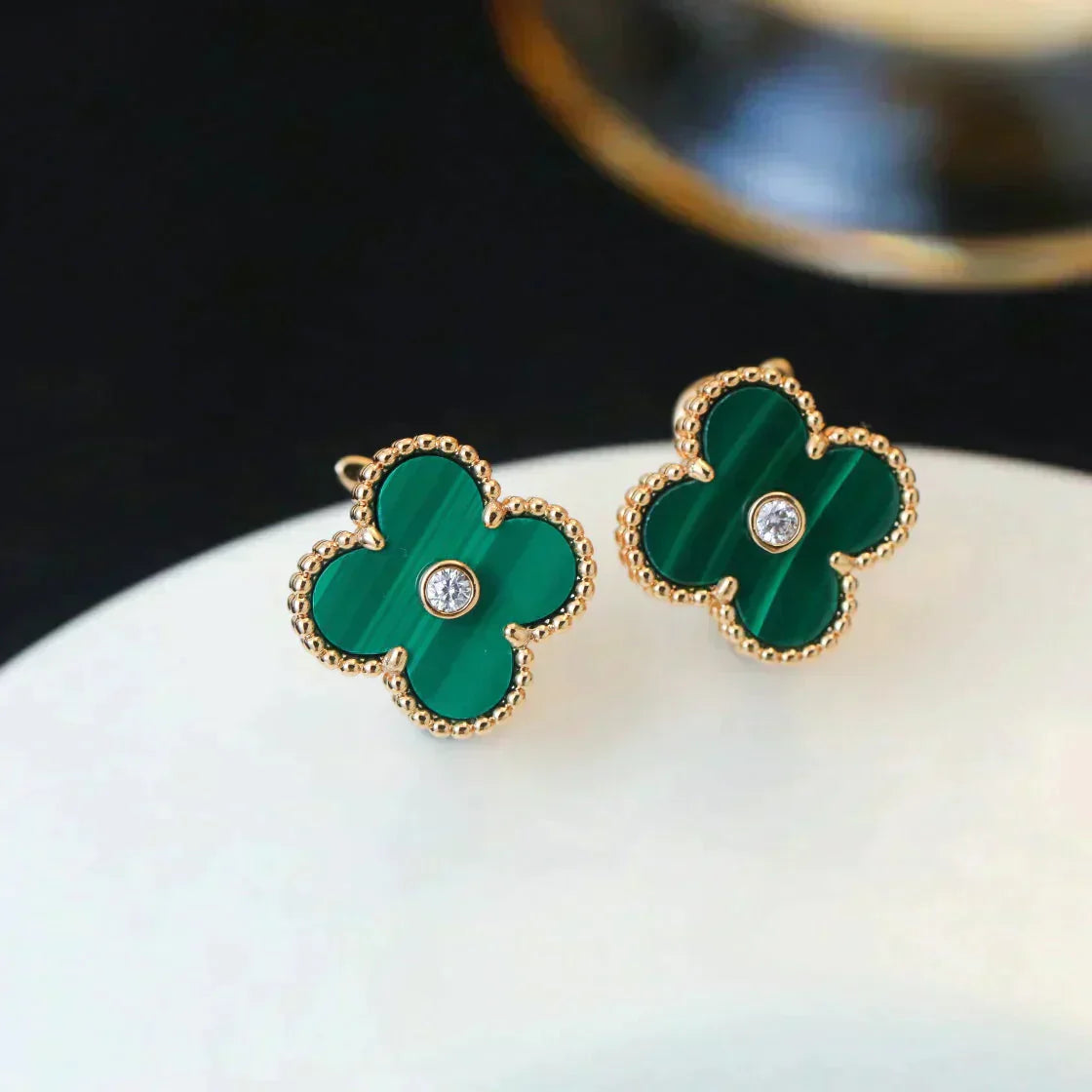 [AURORA]CLOVER MEDIUM 1 MOTIFS MALACHITE DIAMOND EARRINGS