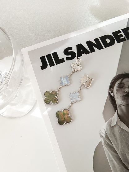 [AURORA]CLOVER 3 MOTIFS CHALCEDONY DARK MOP SILVER EARRINGS