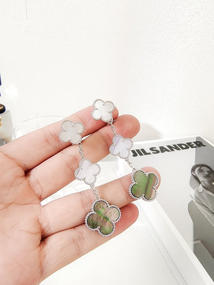 [AURORA]CLOVER 3 MOTIFS CHALCEDONY DARK MOP SILVER EARRINGS