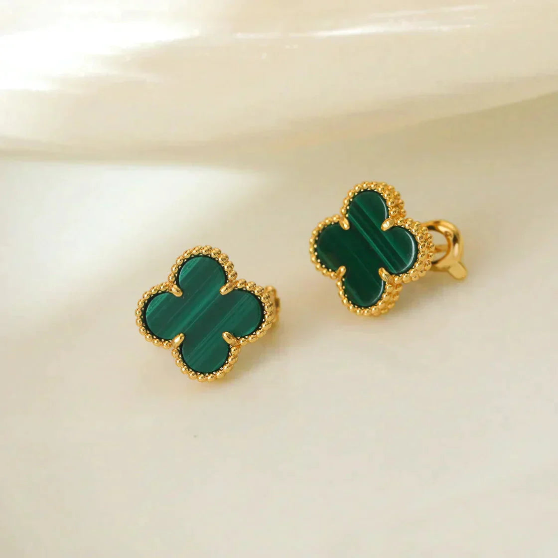 [AURORA]CLOVER MEDIUM 1 MOTIFS MALACHITE  EARRINGS