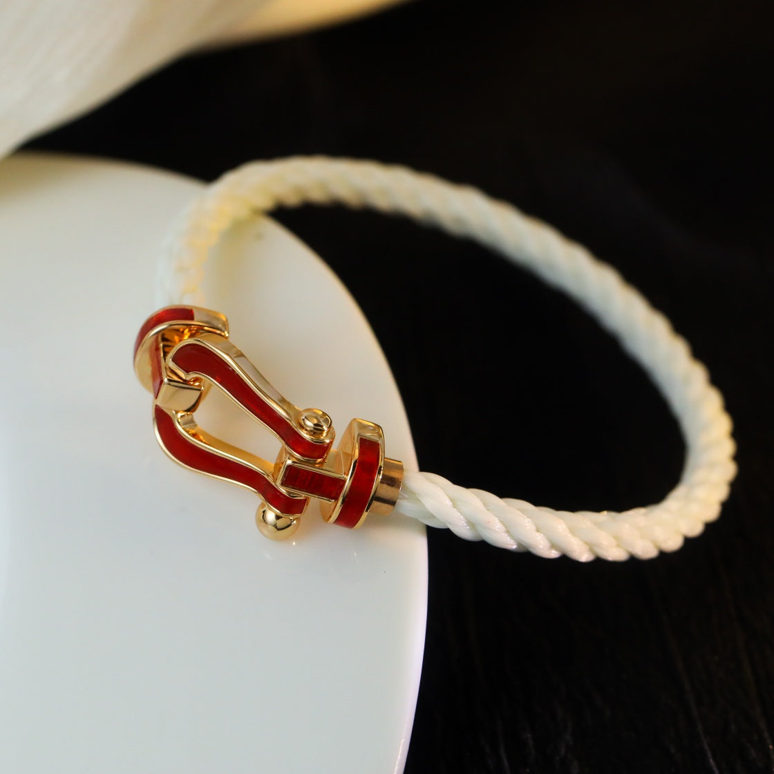 [AURORA]FORCE 10 WHITE TEXTILE DIAMOND PAVED