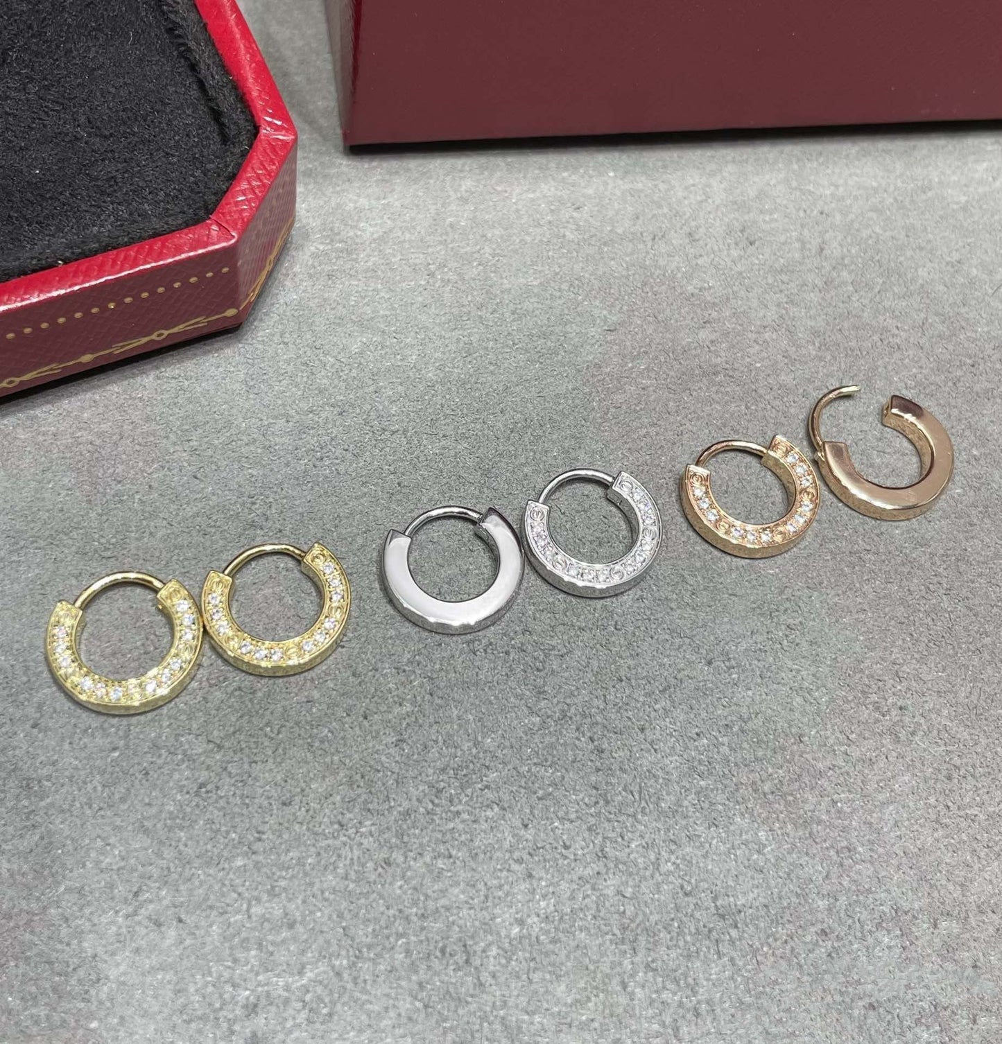 [AURORA]LOVE DIAMOND EARRINGS