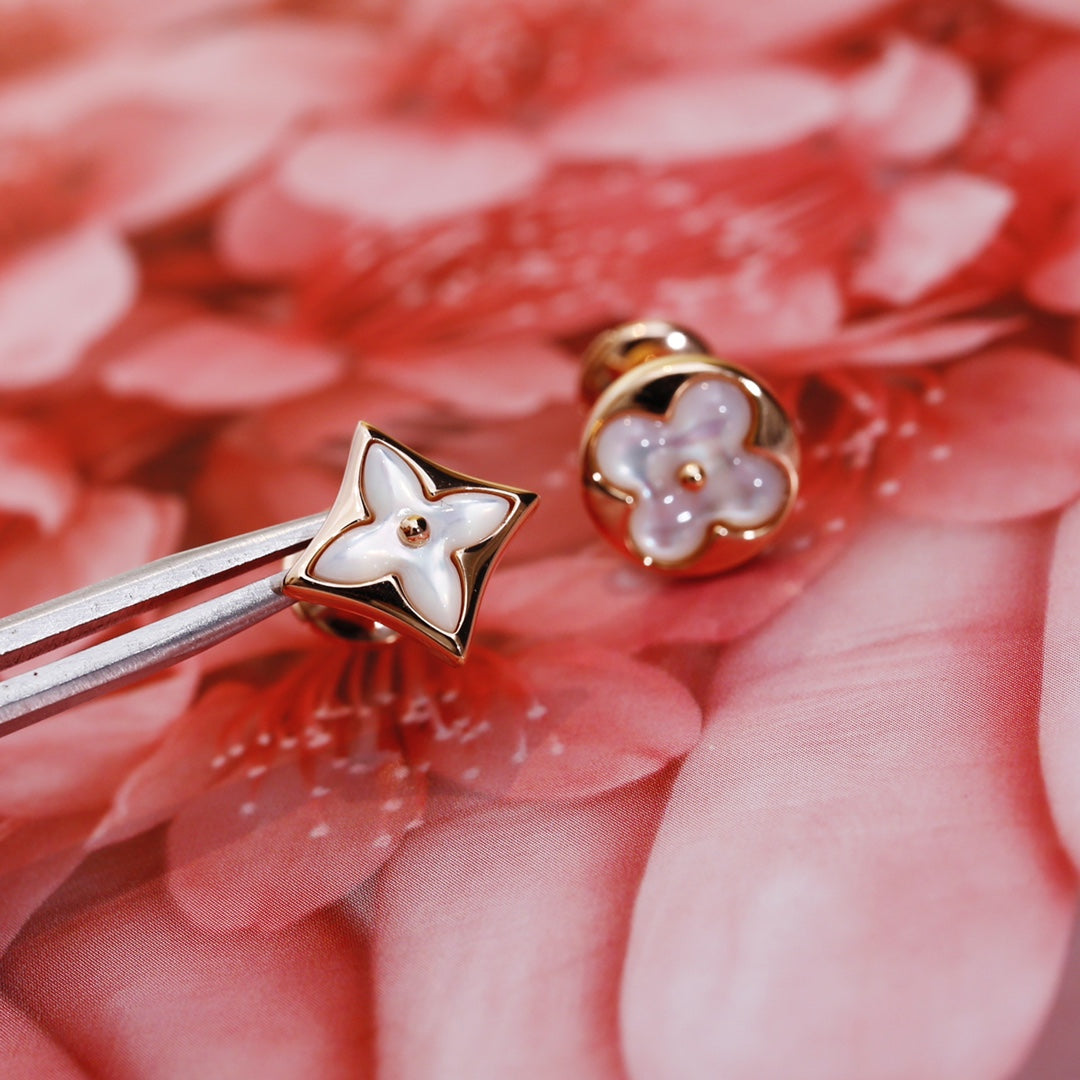 [AURORA]STAR AND SUN PINK GOLD MOP STUD EARRINGS