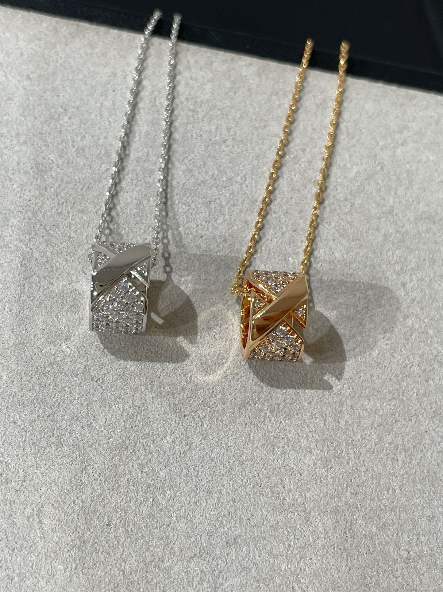[AURORA]LIENS EVIDENCE DIAMOND PAVED NECKLACE