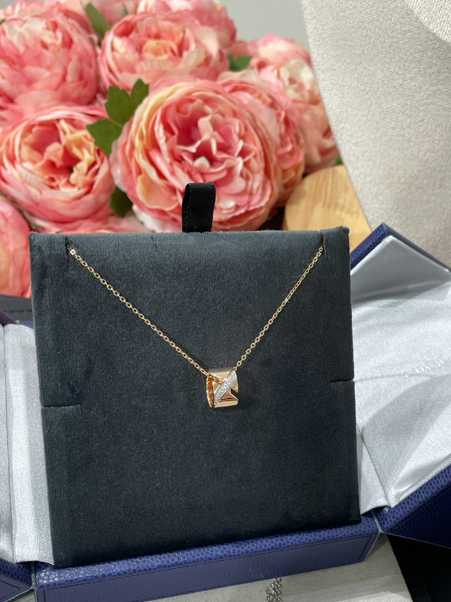 [AURORA]LIENS EVIDENCE DIAMOND NECKLACE