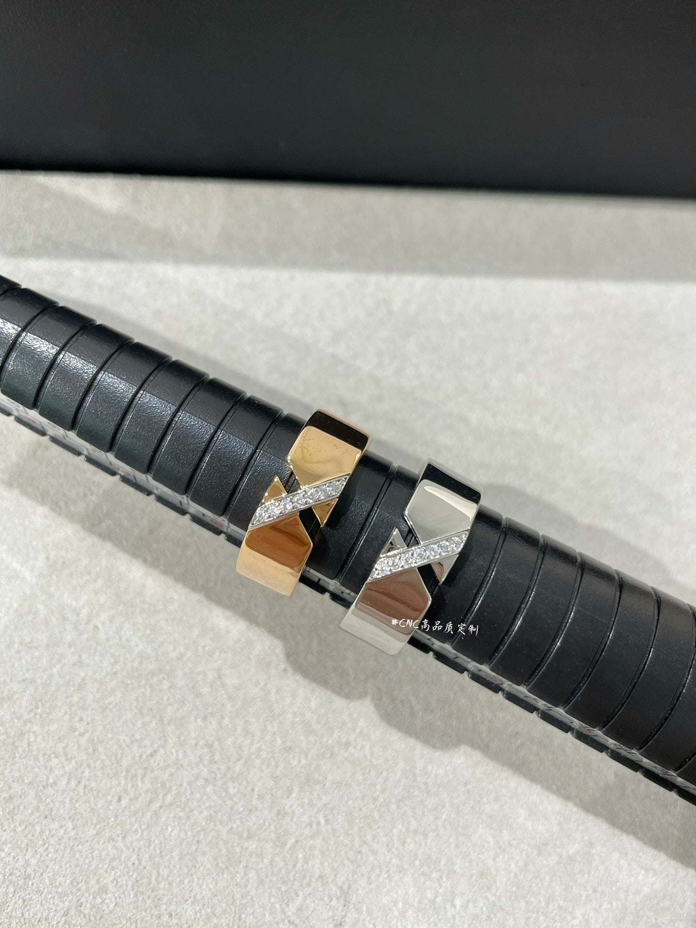 [AURORA]LIENS EVIDENCE DIAOMOND RING