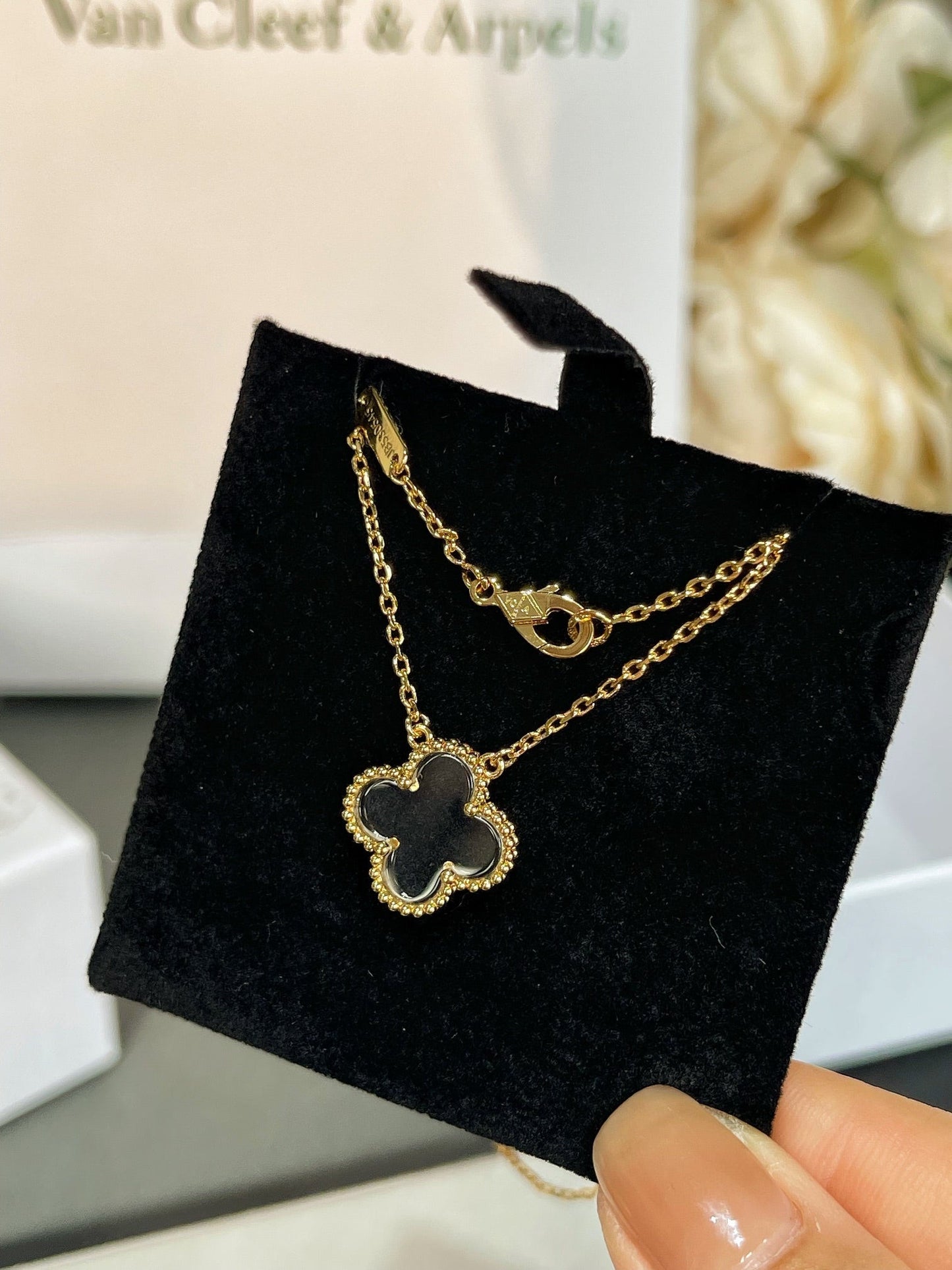 [AURORA]CLOVER ROCK CRYSTAL ROSE GOLD NECKLACE