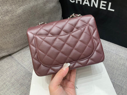 MINI SQUARE FLAP BAG 17CM CHOCOLATE CAVIAR SILVER HARDWARE