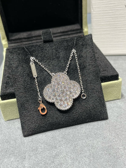 [AURORA]CLOVER 25MM LARGE PENDANT DIAMOND PAVED SILVER NECKLACE