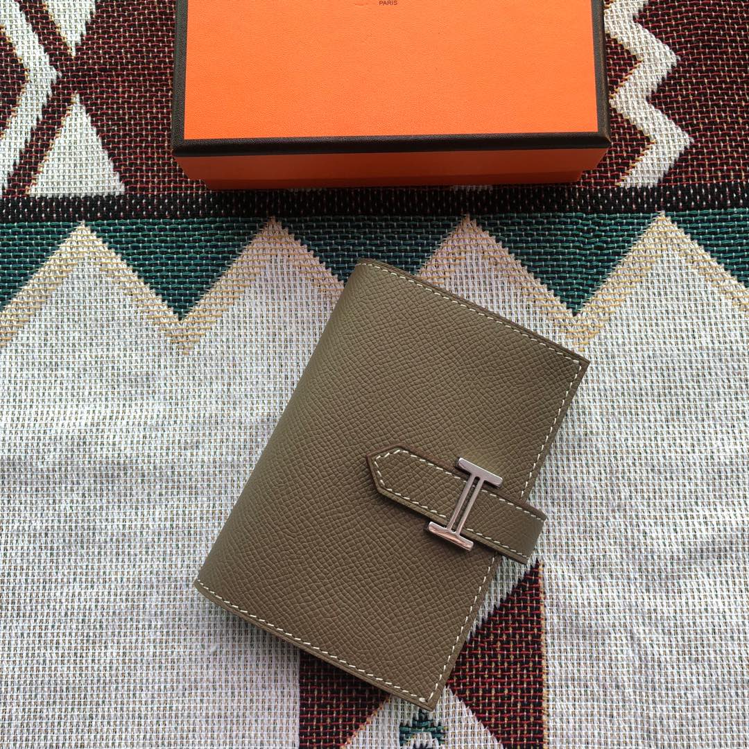 BEARN COMPACT WALLET 12 IN MEDIUM BROWN EPSOM LEATHER