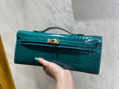 KELLY CUT 31 IN PINE GREEN SHINNY ALLIGATOR LEATHER WITH GOLD HARDWARE (MADE-TO-ODER)