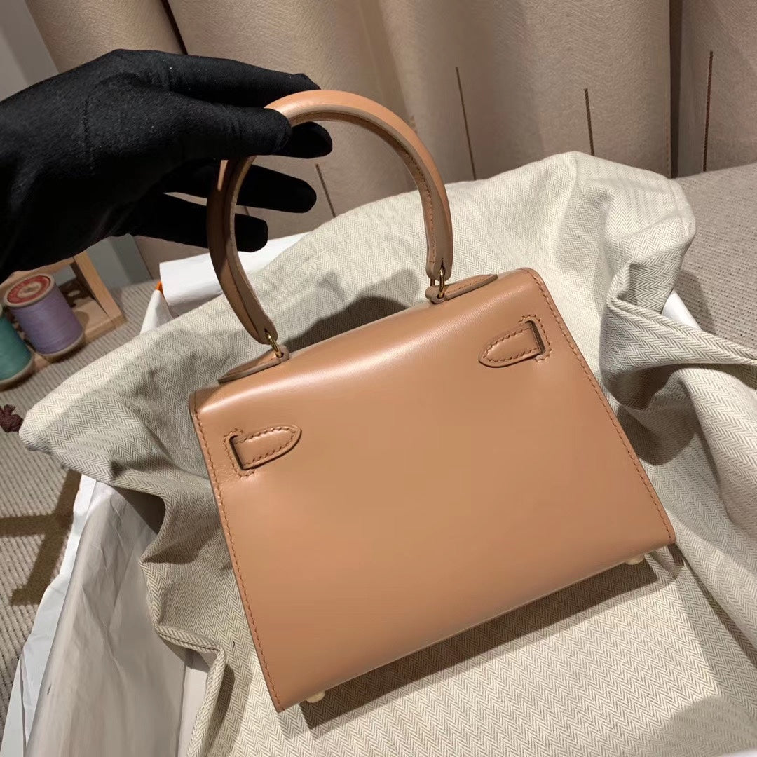 KELLY MINI 20 BAG IN CORAL PINK SMOOTH CALFSKIN WITH GOLD HARDWARE (MADE-TO-ODER)