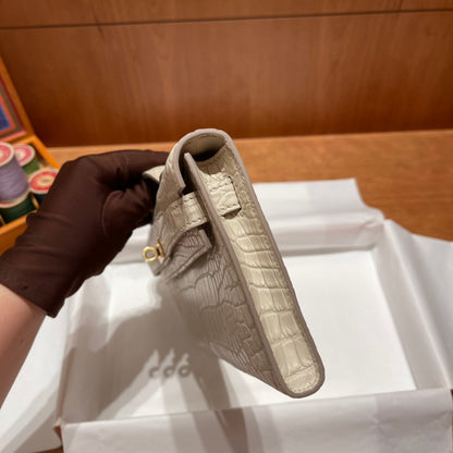 KELLY CUT 31 IN WHITE CREAM ALLIGATOR LEATHER WITH GOLD HARDWARE (MADE-TO-ODER)