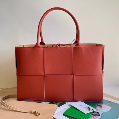 ARCO TOTE 36 IN RED ORANGE CALFSKIN