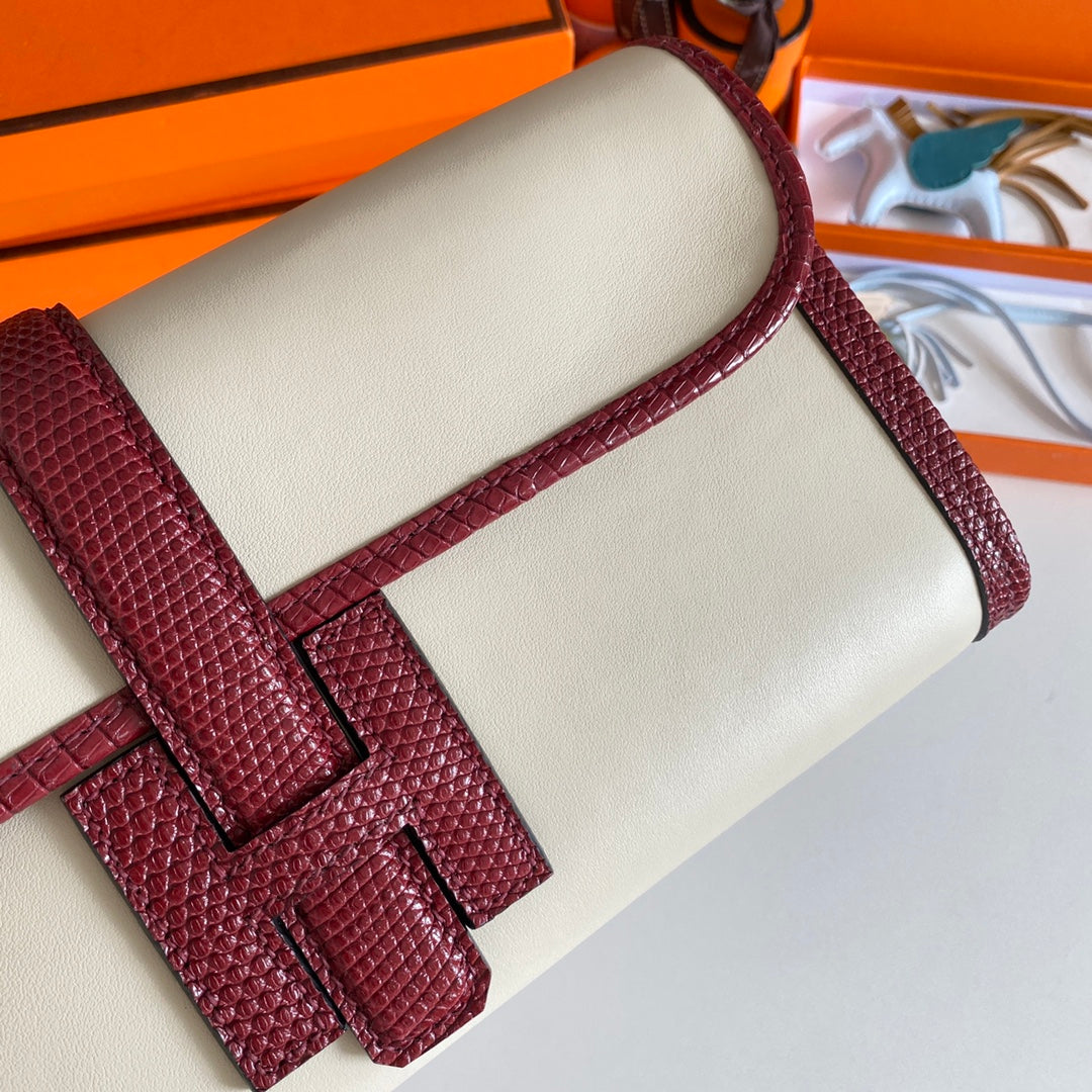 JIGE ELAN 29 CLUTCH IN WHITE CALFSKIN WITH GARNET RED LIZARD SKIN (MADE-TO-ODER)