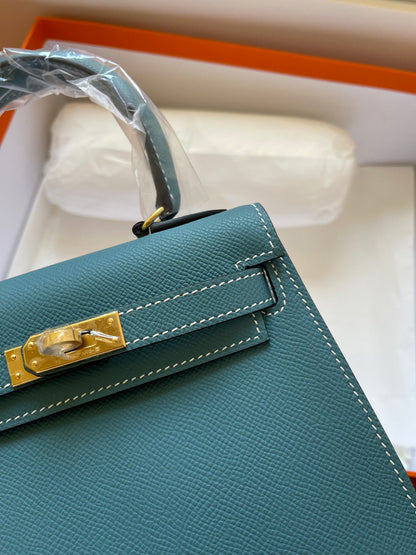 KELLY MINI 20 BAG IN PINE GREEN CALFSKIN WITH GOLD HARDWARE (MADE-TO-ODER)