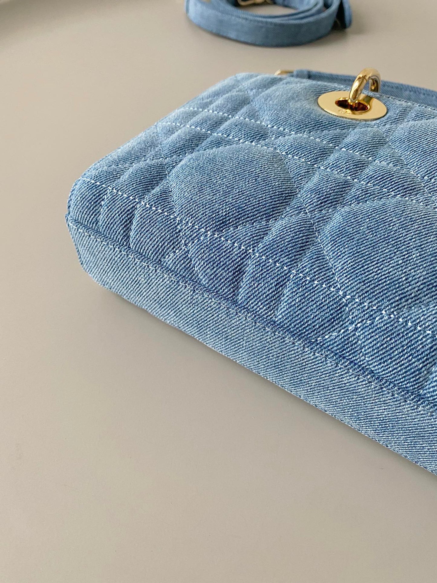 MEDIUM D-JOY BAG 26 IN LIGHT BLUE MACROCANNAGE DENIM