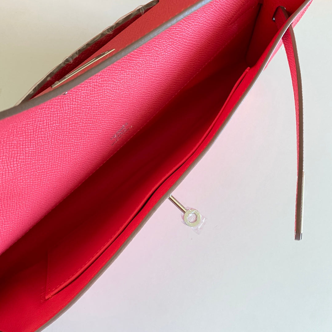 KELLY CUT 31 IN WATERMELON PINK CALFSKIN WITH SILVER HARDWARE