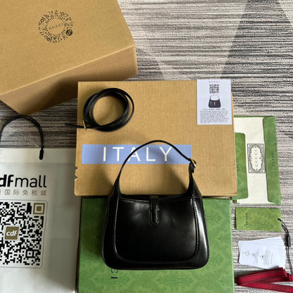 GG JACKIE MINI 19 SHOULDER BAG IN BLACK CALFSKIN