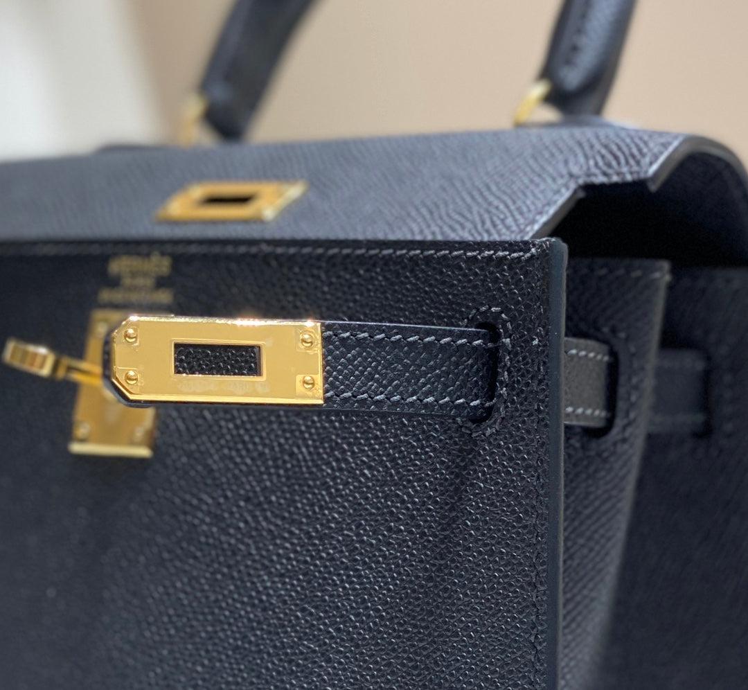 KELLY MINI 20 BAG IN BLACK CALFSKIN WITH GOLD HARDWARE (MADE-TO-ODER)