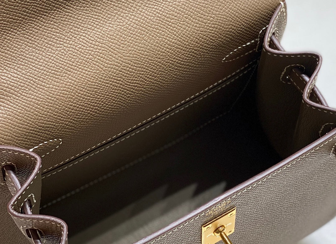 KELLY MINI 20 BAG IN MEDIUM BROWN CALFSKIN WITH GOLD HARDWARE (MADE-TO-ODER)