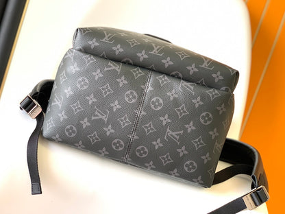 DISCOVERY PM BACKPACK 40 IN BLACK MONOGRAM ECLIPSE CANVAS AND CALFSKIN