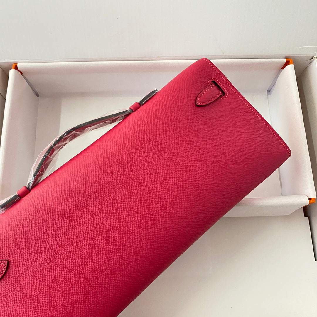 KELLY CUT 31 IN CHERRY RED CALFSKIN WITH SILVER HARDWARE