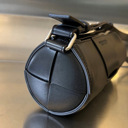 SMALL CYLINDER CASSETTE 21 IN BLACK CALFSKIN