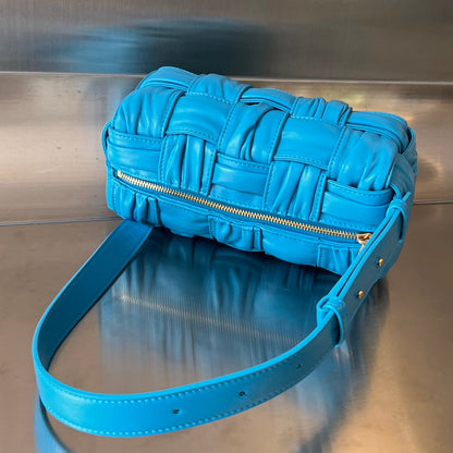 SMALL BRICK CASSETTE 23 IN SKY BLUE SOFT LAMBSKIN