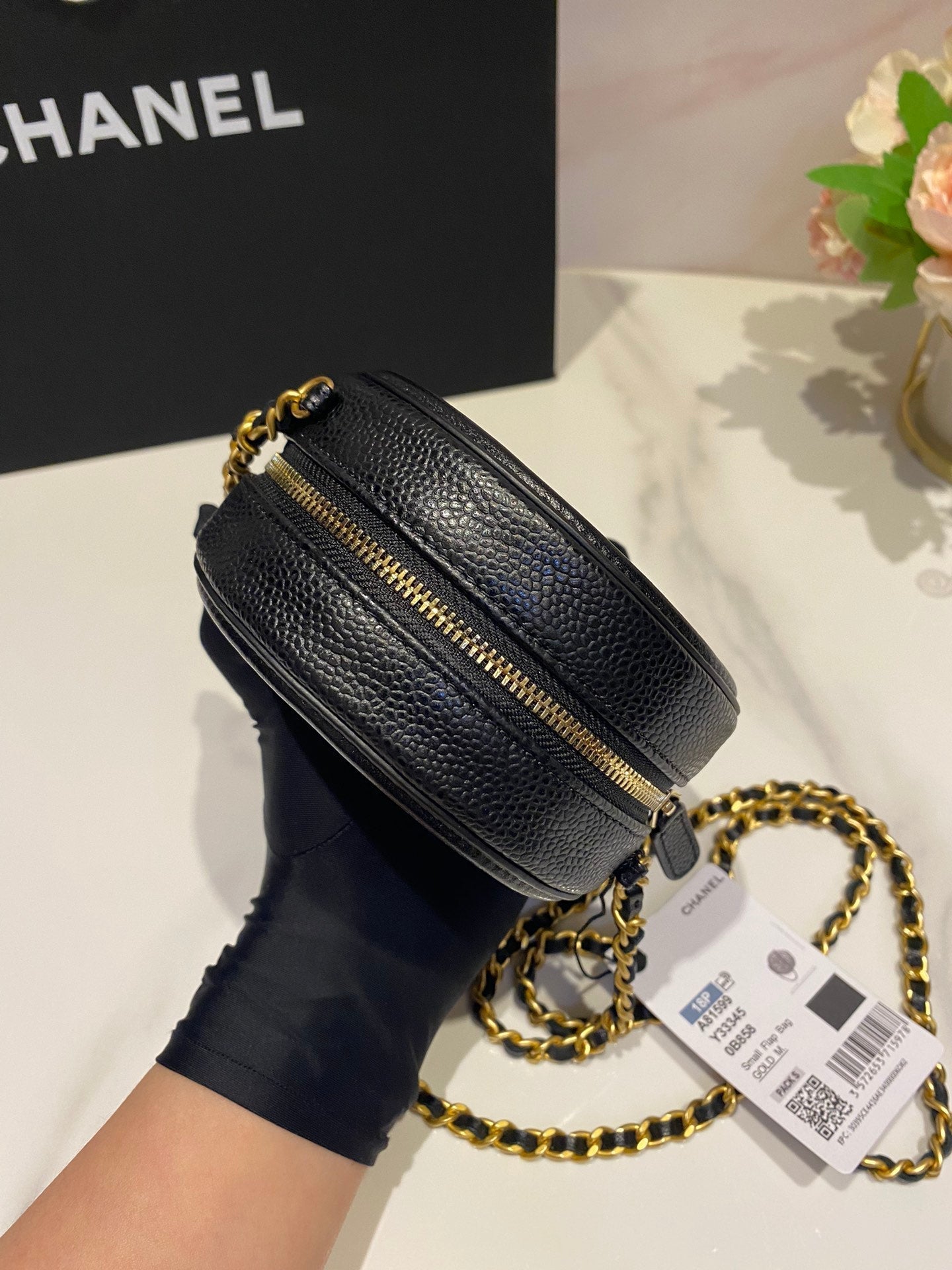 CC MINI 12 ROUND CHAIN BAG IN BLACK CALFSKIN GOLD HARDWARE