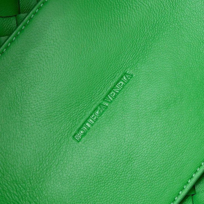 Mini Cabat 20cm Dark Green Lambskin Ghw