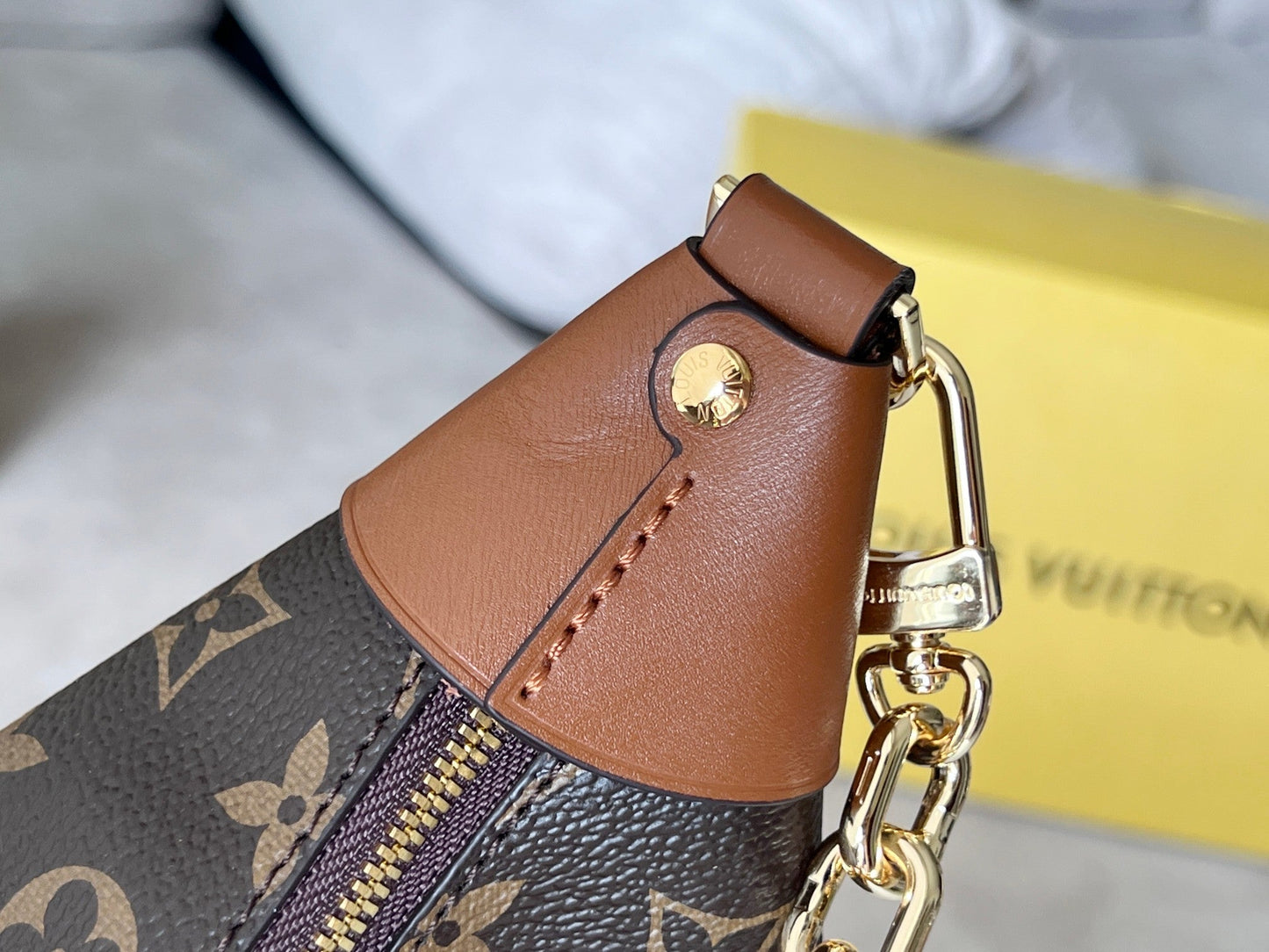 LV 25S LOOP HOBO 38 IN BROWN MONOGRAM COATED CANVAS GOLD HARDWARE