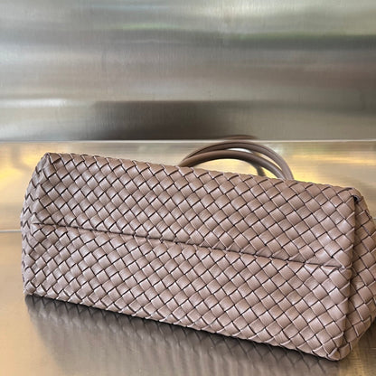 SMALL CABAT 32 IN SADDLE BROWN LAMBSKIN