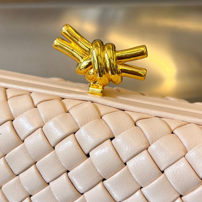 KNOT 20 IN SOLF PINK LAMBSKIN