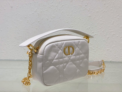 CARO BOX BAG 19 IN WHITE QUILTED MACROCANNAGE CALFSKIN