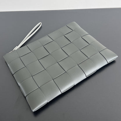 LARGE CASSETTE POUCH 35 IN CORDUROY GRAY CALFSKIN