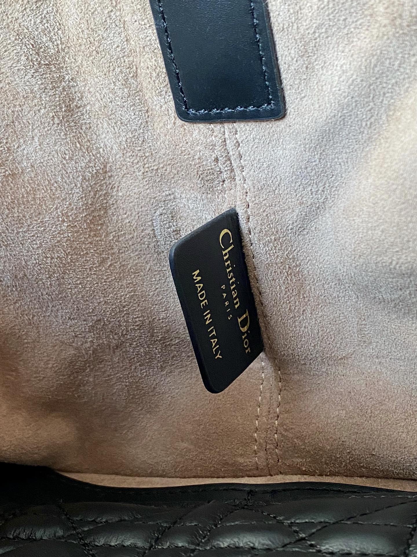 MINI TOUJOURS BAG 23 IN BEIGE CANNAGE CALFSKIN BLACK STRAP