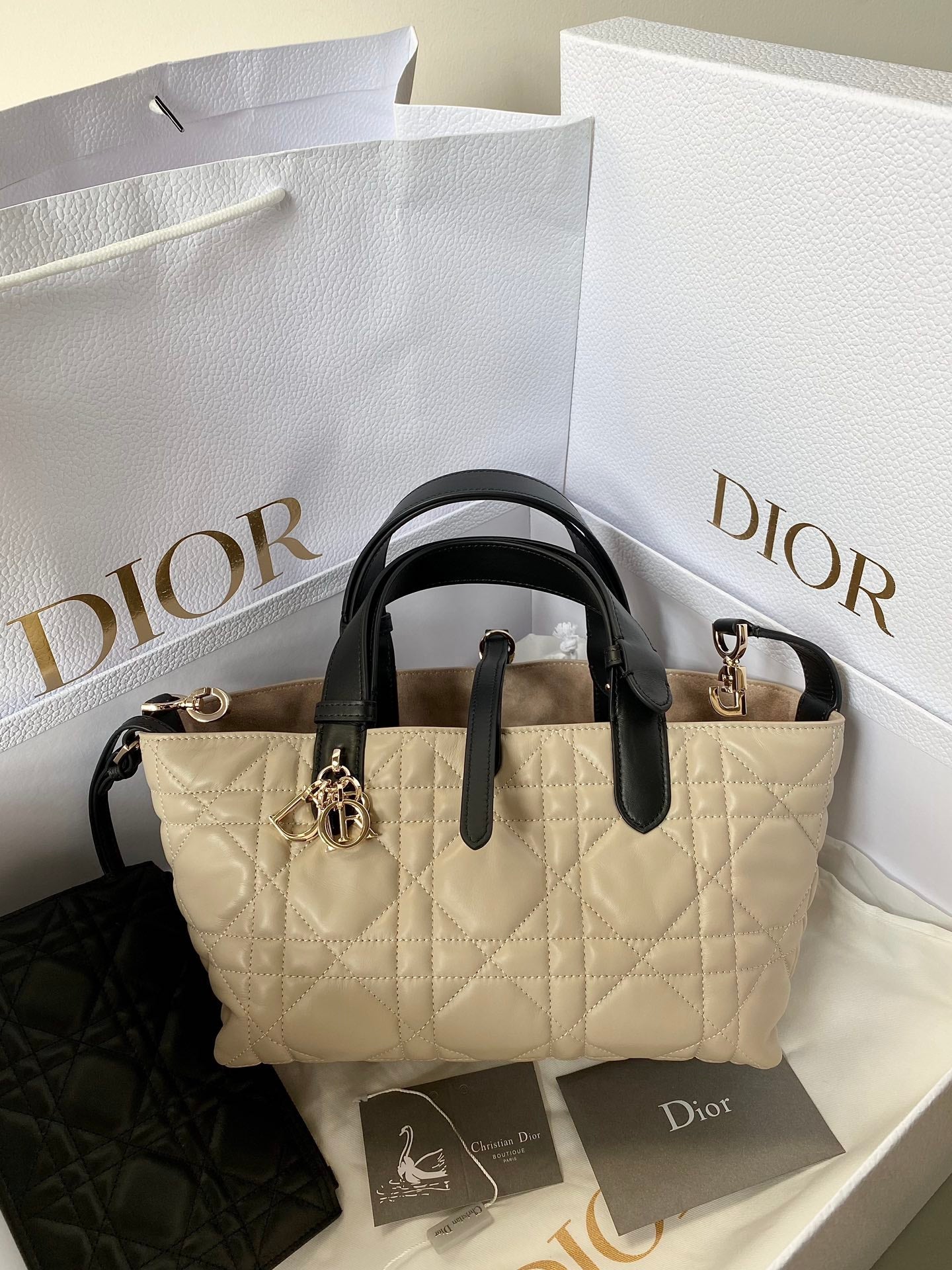 MINI TOUJOURS BAG 23 IN BEIGE CANNAGE CALFSKIN BLACK STRAP