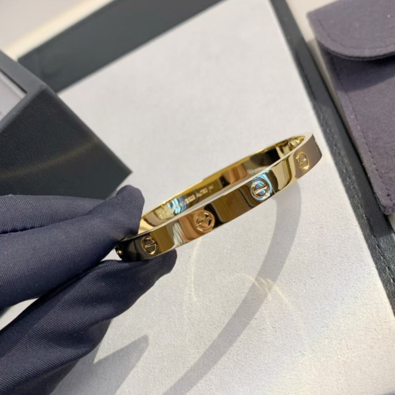 [AURORA]LOVE BRACELET 6.1MM