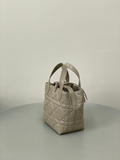 MINI TOUJOURS BUCKET BAG 18 IN BEIGE CANNAGE CALFSKIN