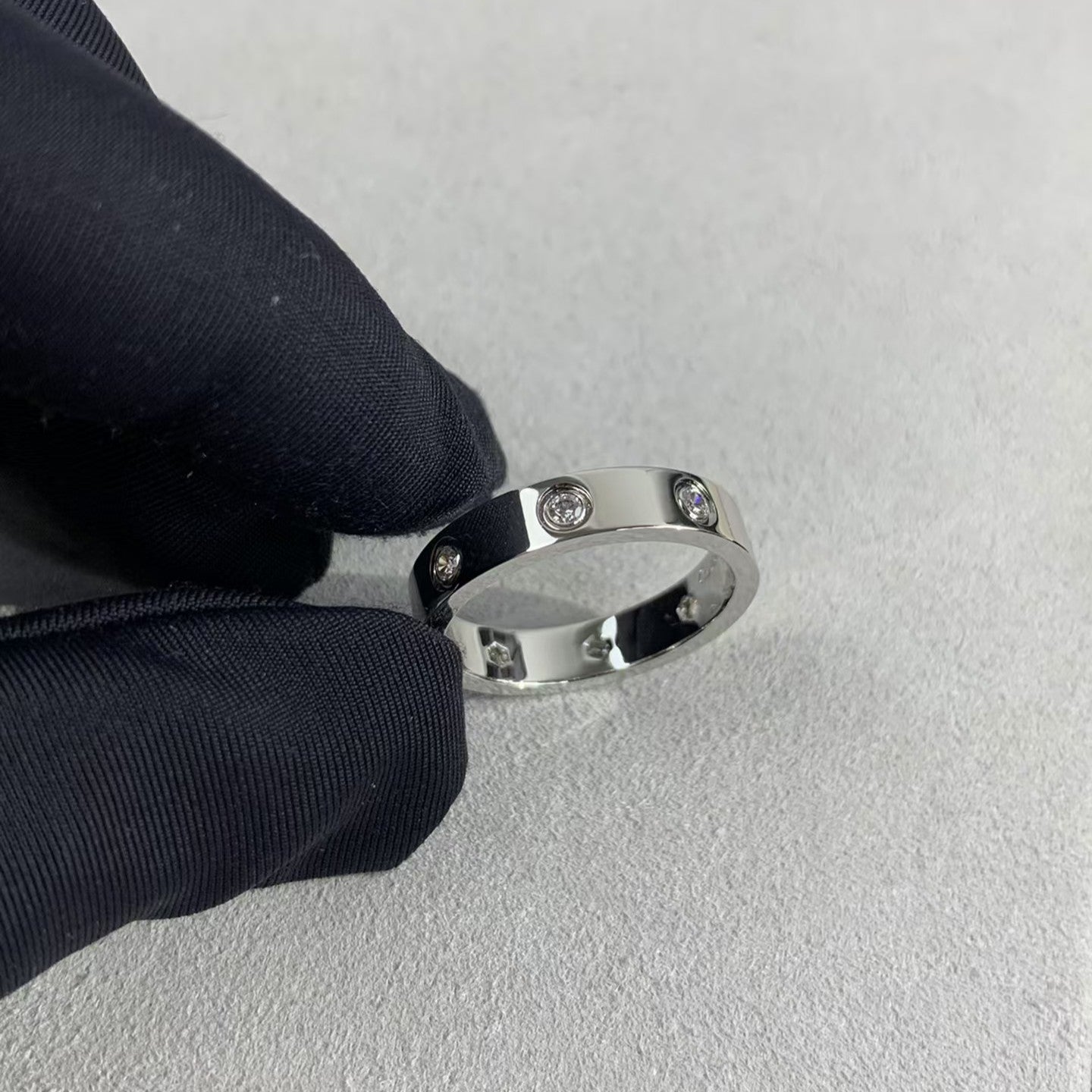 [AURORA]LOVE RING 3.6MM 8 DIAMONDS