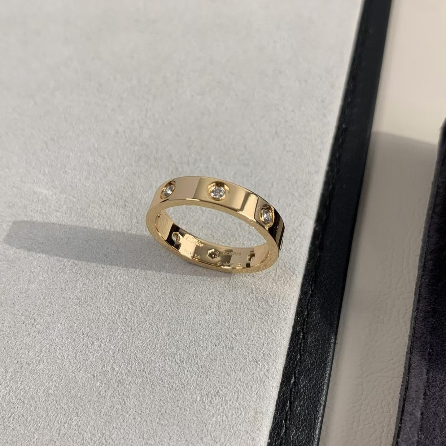 [AURORA]LOVE RING 3.6MM 8 DIAMONDS