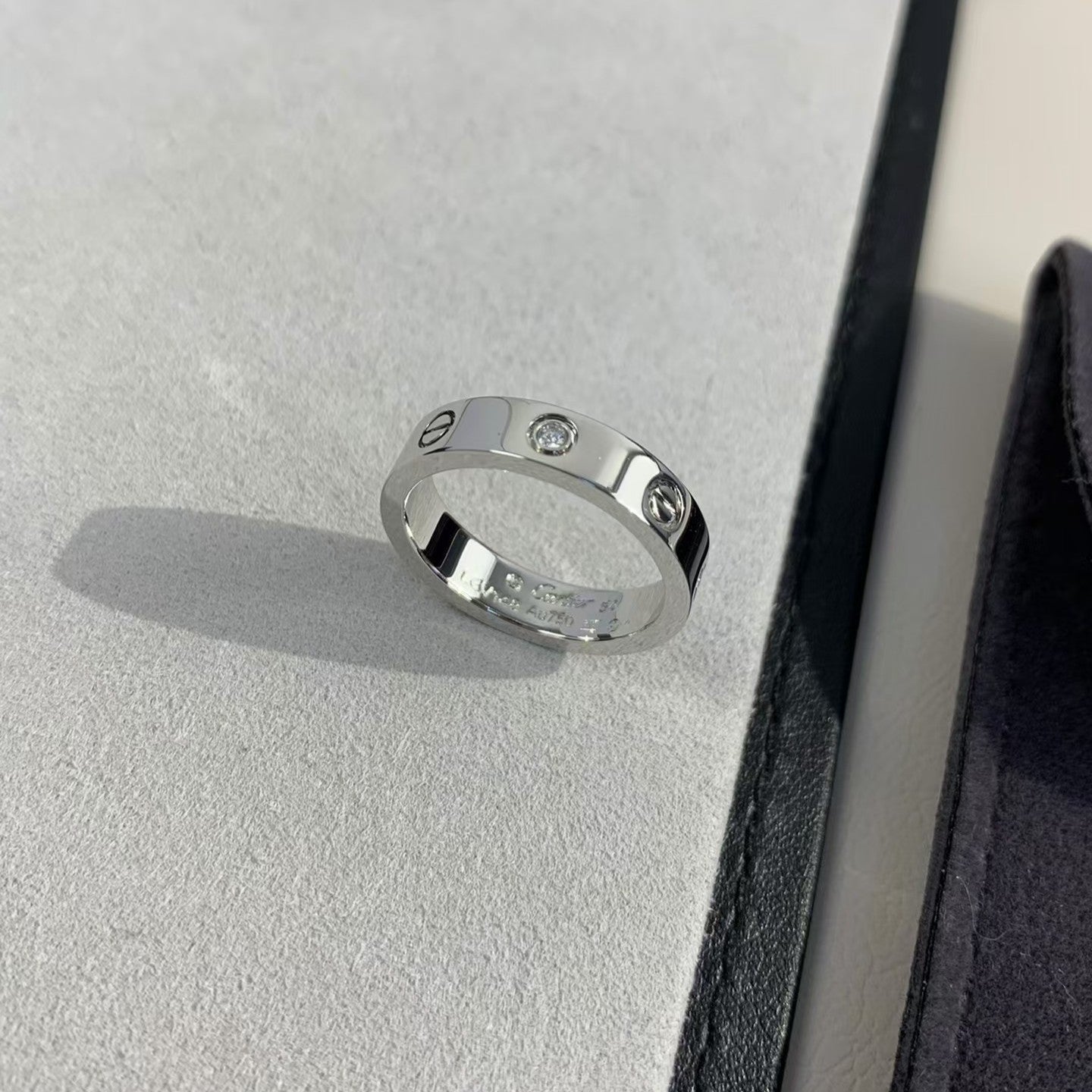 [AURORA]LOVE RING 4MM 1 DIAMOND SILVER