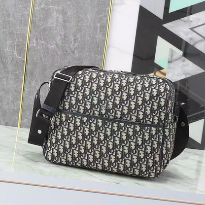 Oblique Classic Monogram Canvas Bag