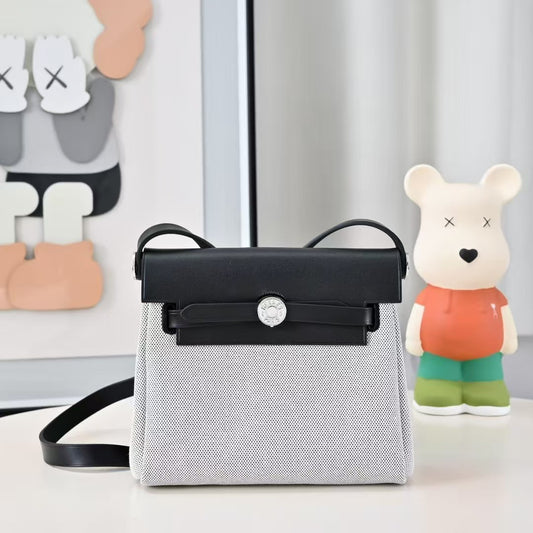Herbag 20 MINI Panda Silver Buckle