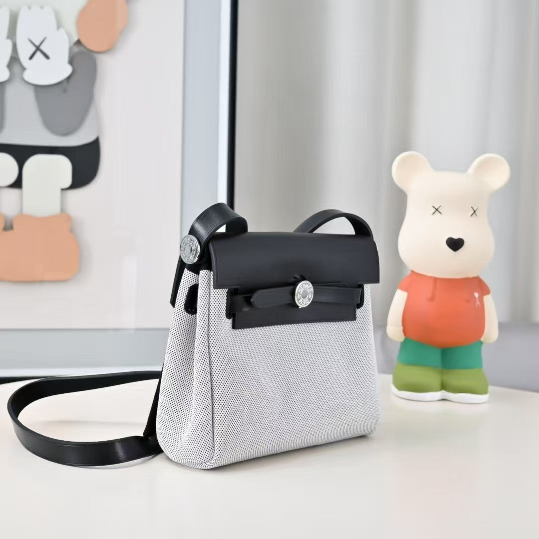Herbag 20 MINI Panda Silver Buckle