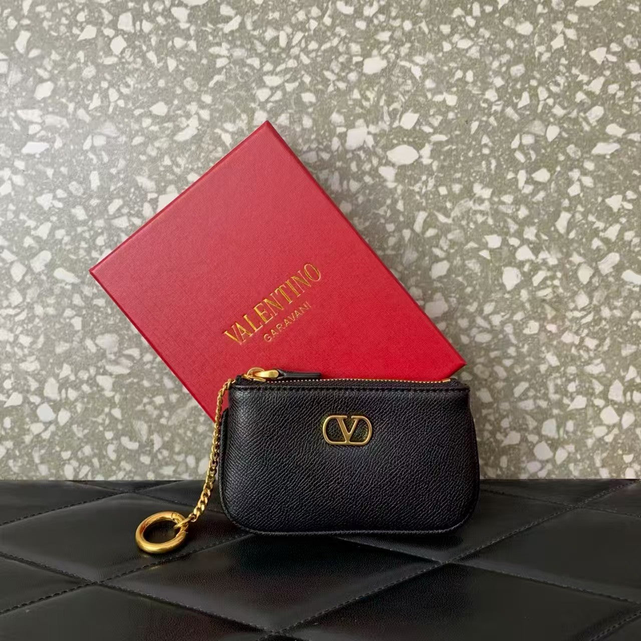 VA GARAVANI SUPERSTAR LEATHER KEY CASE