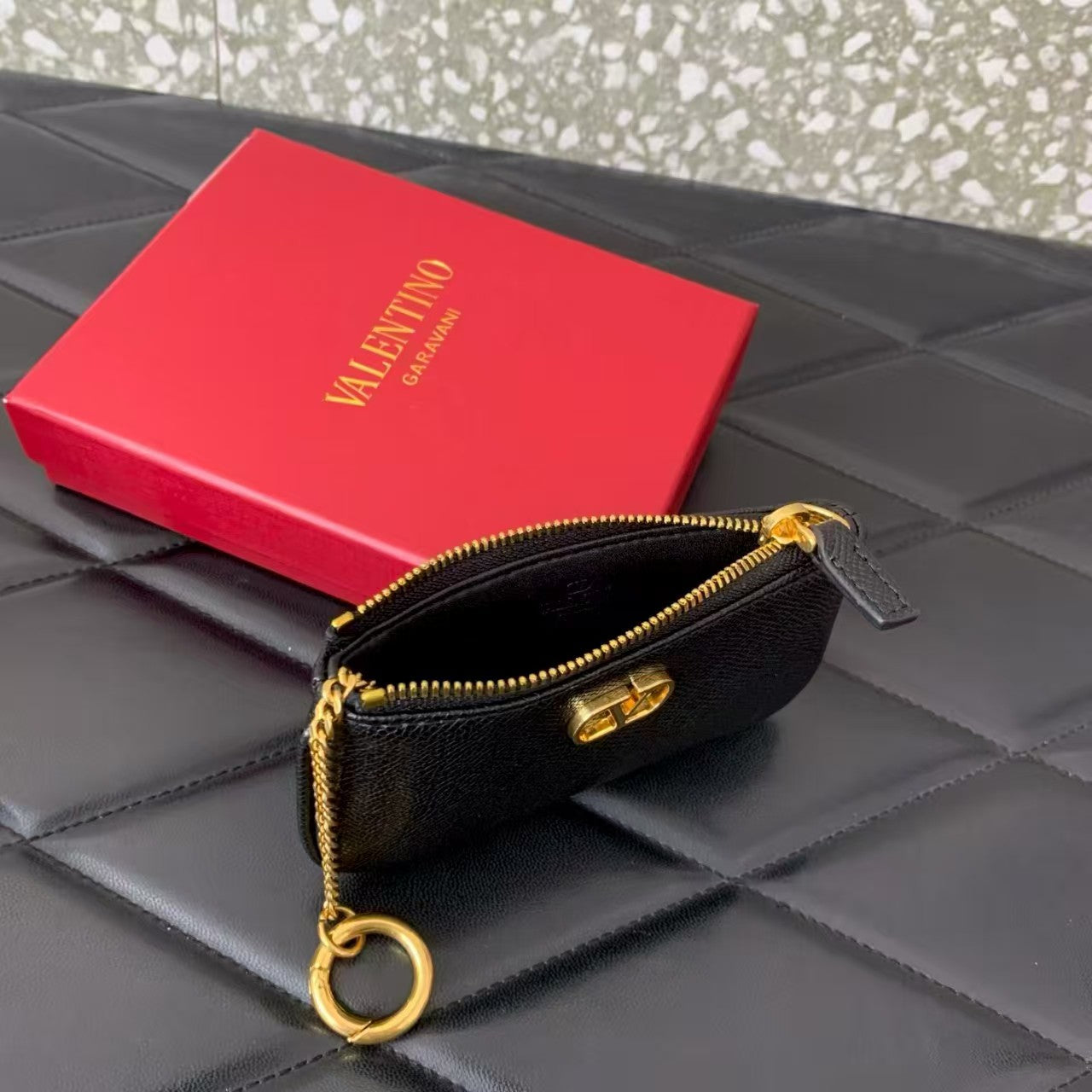 VA GARAVANI SUPERSTAR LEATHER KEY CASE